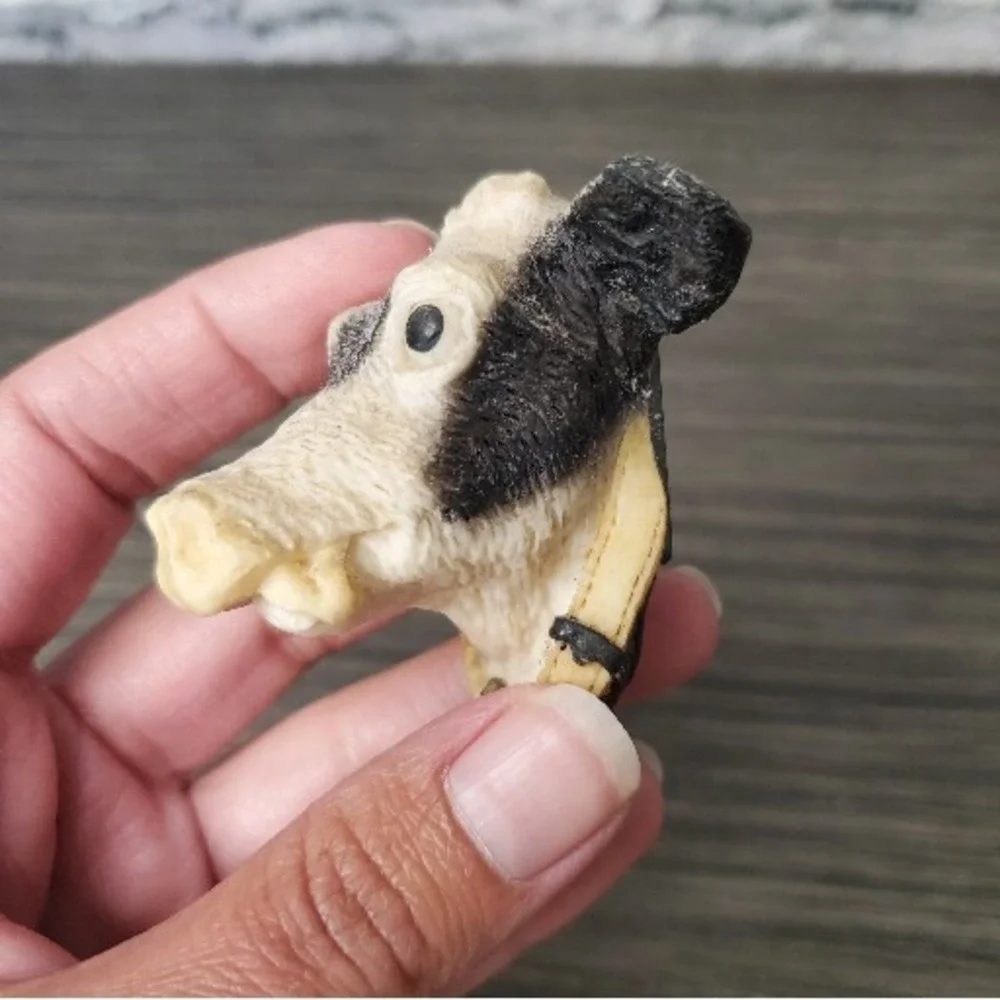 The Unbranded Brand dimensional cow